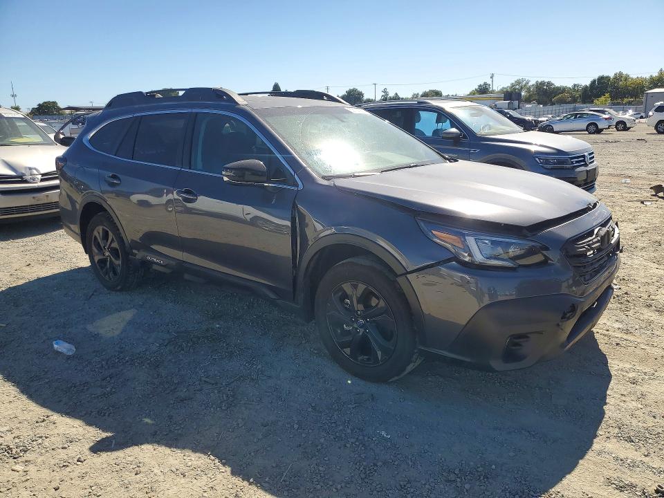 62105056 :رقم المزاد ، 4S4BTGLD2M3191721 vin ، 2021 Subaru Outback مزاد بيع