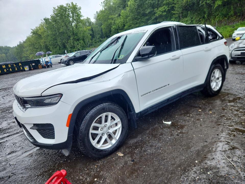 2025 Jeep Grand Cherokee მანქანა იყიდება აუქციონზე, vin: 1C4RJHAG8SC302653, აუქციონის ნომერი: 62642036