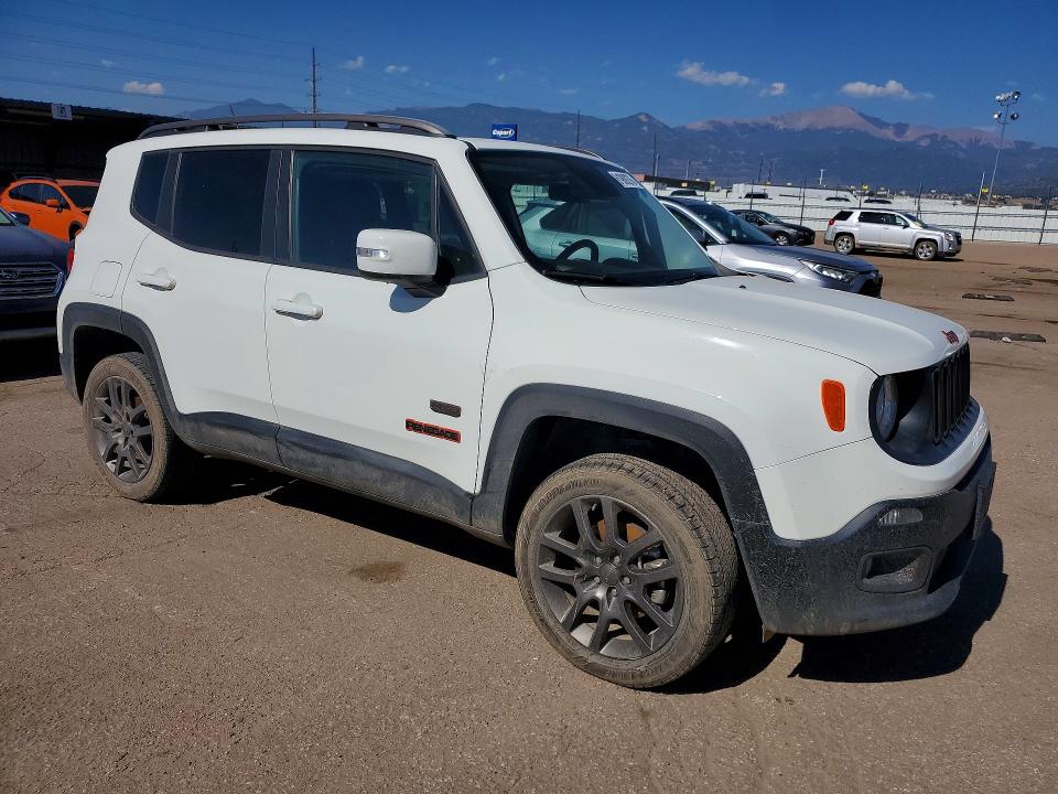 Продажа на аукционе авто 2016 Jeep Renegade, vin: ZACCJBBW4GPC83675, номер лота: 61989276