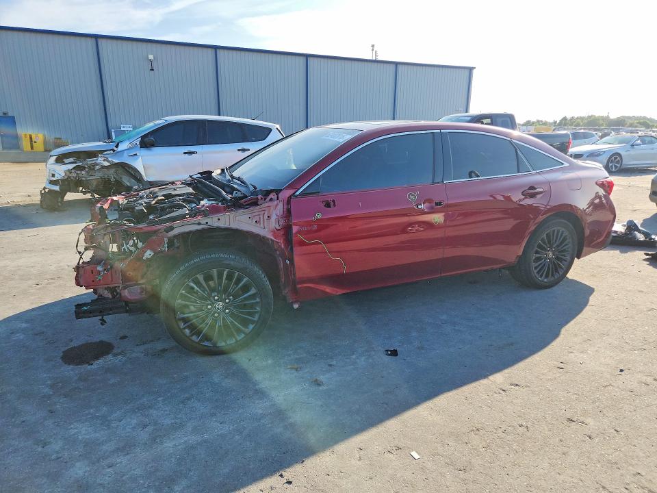 62402816 :رقم المزاد ، 4T1EA1AB1MU009955 vin ، 2021 Toyota Avalon مزاد بيع