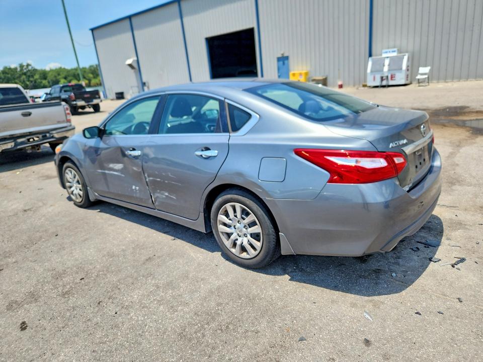 Продажа на аукционе авто 2017 Nissan Altima, vin: 1N4AL3APXHC225843, номер лота: 61903946