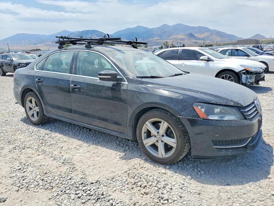 Продажа на аукционе авто 2013 Volkswagen Passat, vin: 1VWBP7A39DC111668, номер лота: 60624186