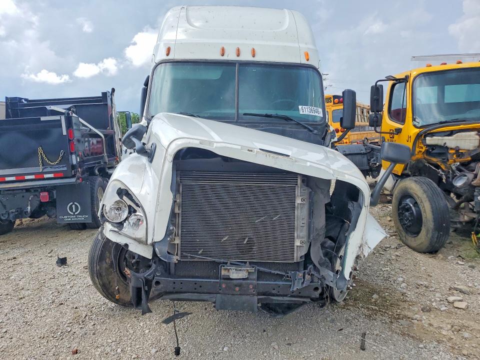 Aukcja sprzedaży 2014 Freightliner Cascadia, vin: 3AKJGLBG1ESFW4113, numer aukcji: 61136946