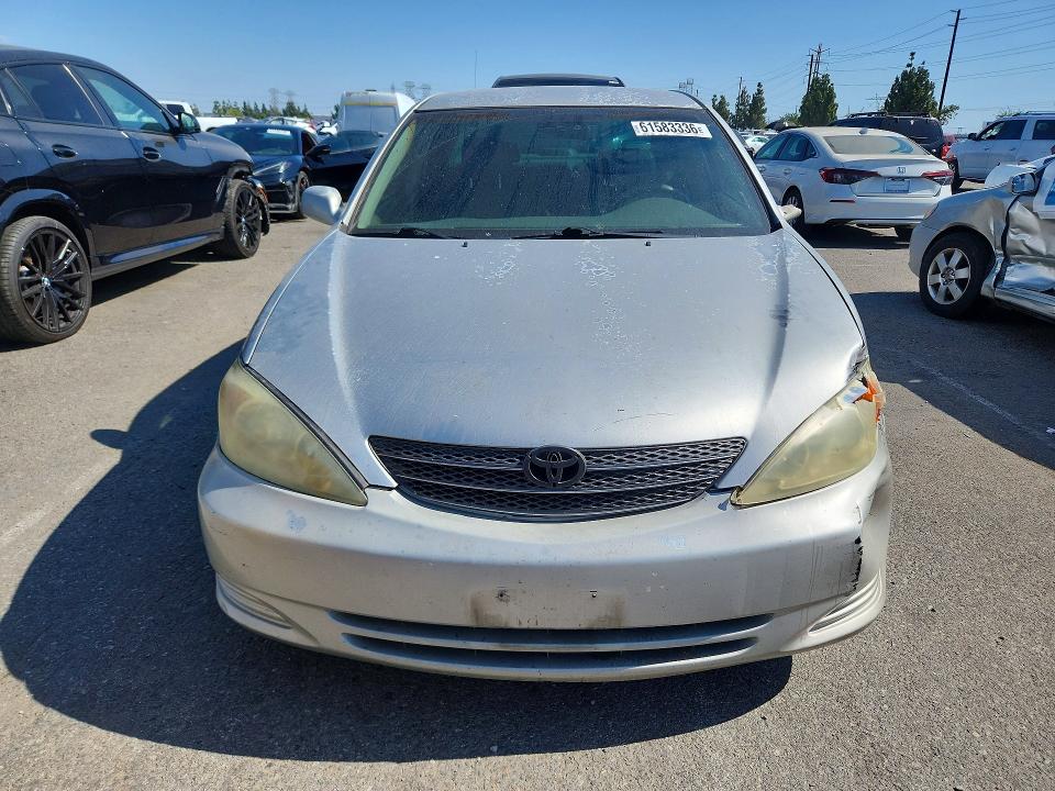 61583336 :رقم المزاد ، 4T1BF32K74U573382 vin ، 2004 Toyota Camry مزاد بيع
