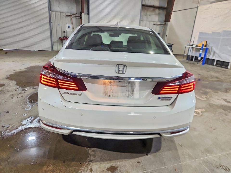 59378436 :رقم المزاد ، JHMCR6F71HC012838 vin ، 2017 Honda Accord مزاد بيع