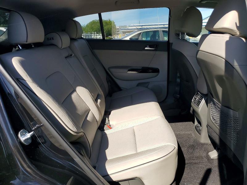 Продажа на аукционе авто 2018 Kia Sportage, vin: KNDPNCAC0J7328358, номер лота: 62915456
