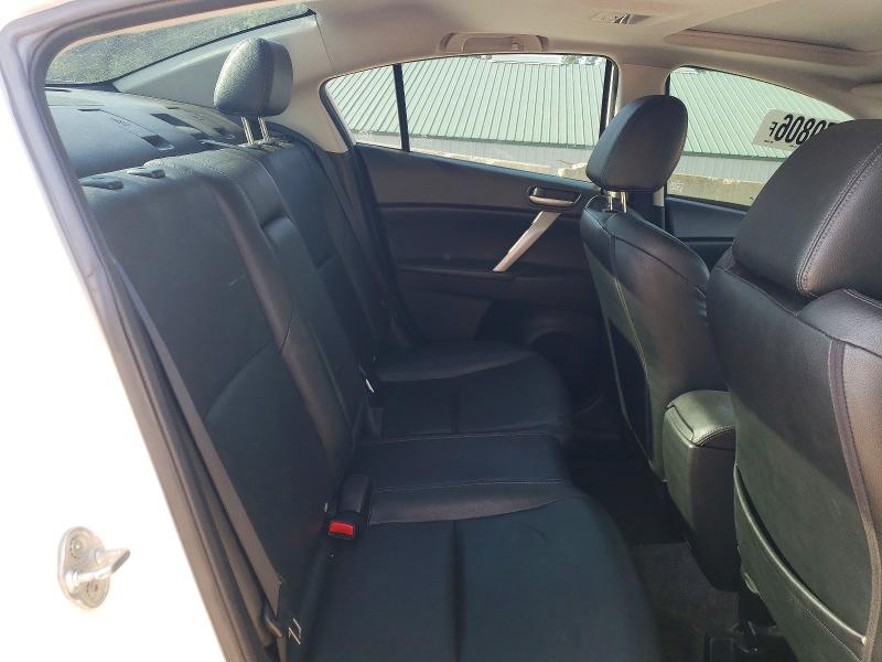 60370806 :رقم المزاد ، JM1BL1W69B1394399 vin ، 2011 Mazda 3 مزاد بيع
