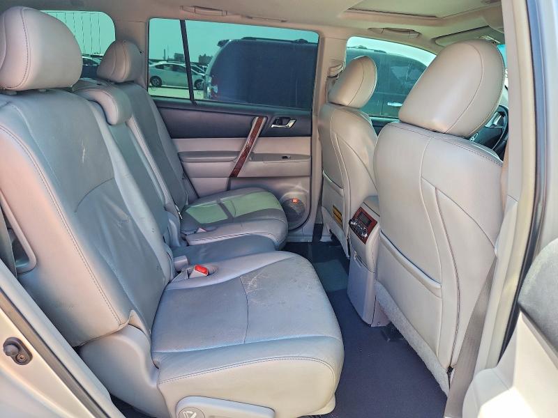 61713616 :رقم المزاد ، 5TDYK3EH8BS045393 vin ، 2011 Toyota Highlander مزاد بيع