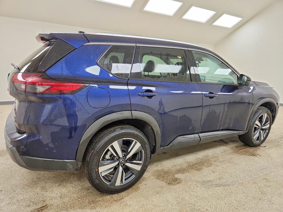 Продажа на аукционе авто 2026 Nissan Rogue, vin: 5N1BT3CBXTC766217, номер лота: 63166296