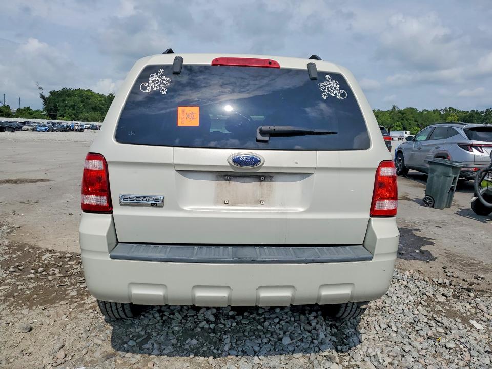 63304416 :رقم المزاد ، 1FMCU03799KA36664 vin ، 2009 Ford Escape مزاد بيع