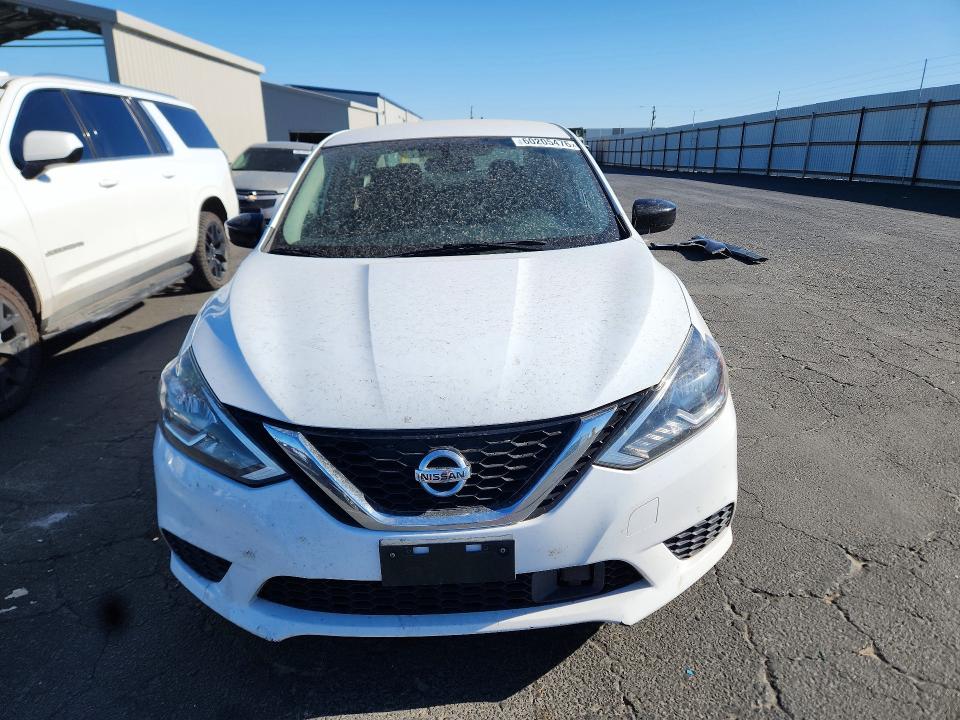 60205476 :رقم المزاد ، 3N1AB7AP7JY303547 vin ، 2018 Nissan Sentra مزاد بيع