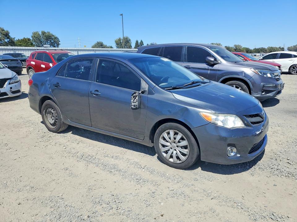 61561276 :رقم المزاد ، 2T1BU4EE1CC784790 vin ، 2012 Toyota Corolla مزاد بيع