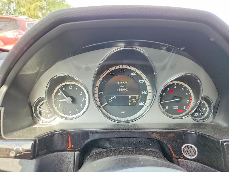60926396 :رقم المزاد ، WDDHF8HB5BA368277 vin ، 2011 Mercedes-benz E مزاد بيع