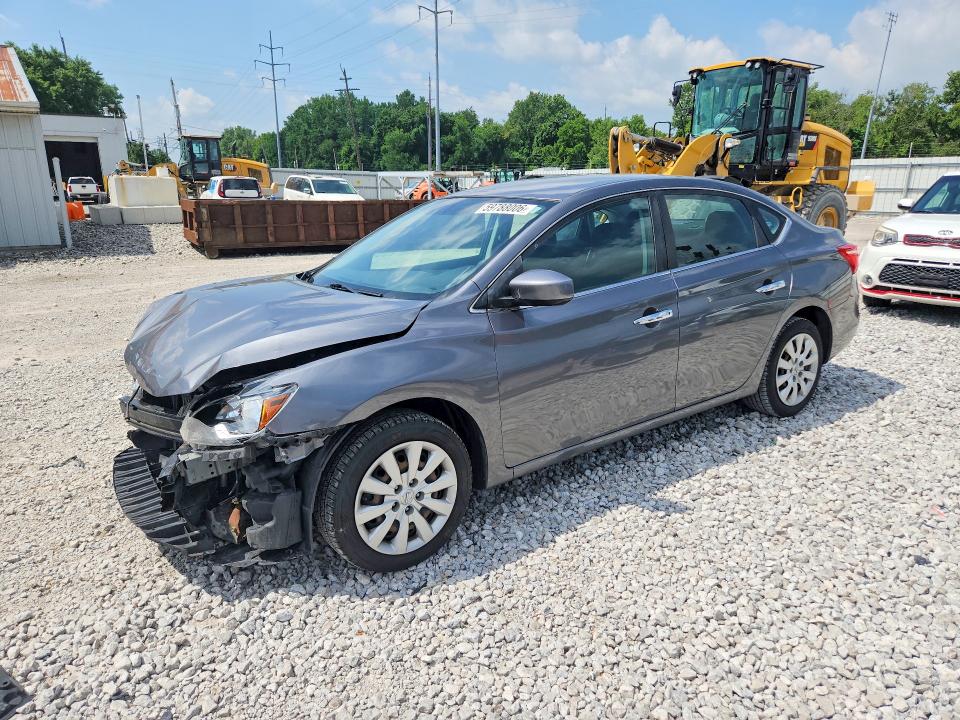 59788006 :رقم المزاد ، 3N1AB7AP6JY273876 vin ، 2018 Nissan Sentra مزاد بيع
