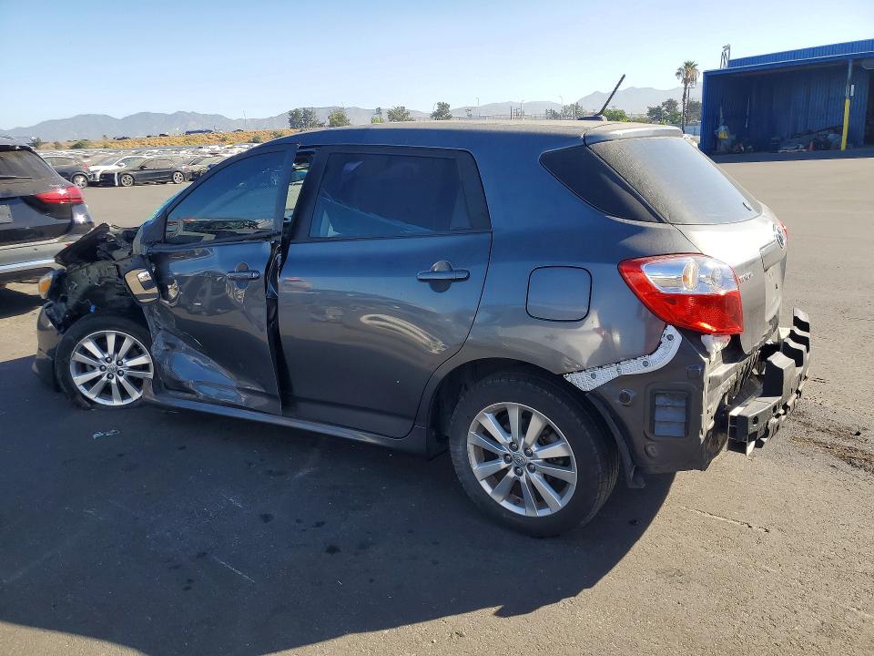 60220026 :رقم المزاد ، 2T1KU4EE3AC419119 vin ، 2010 Toyota Matrix مزاد بيع