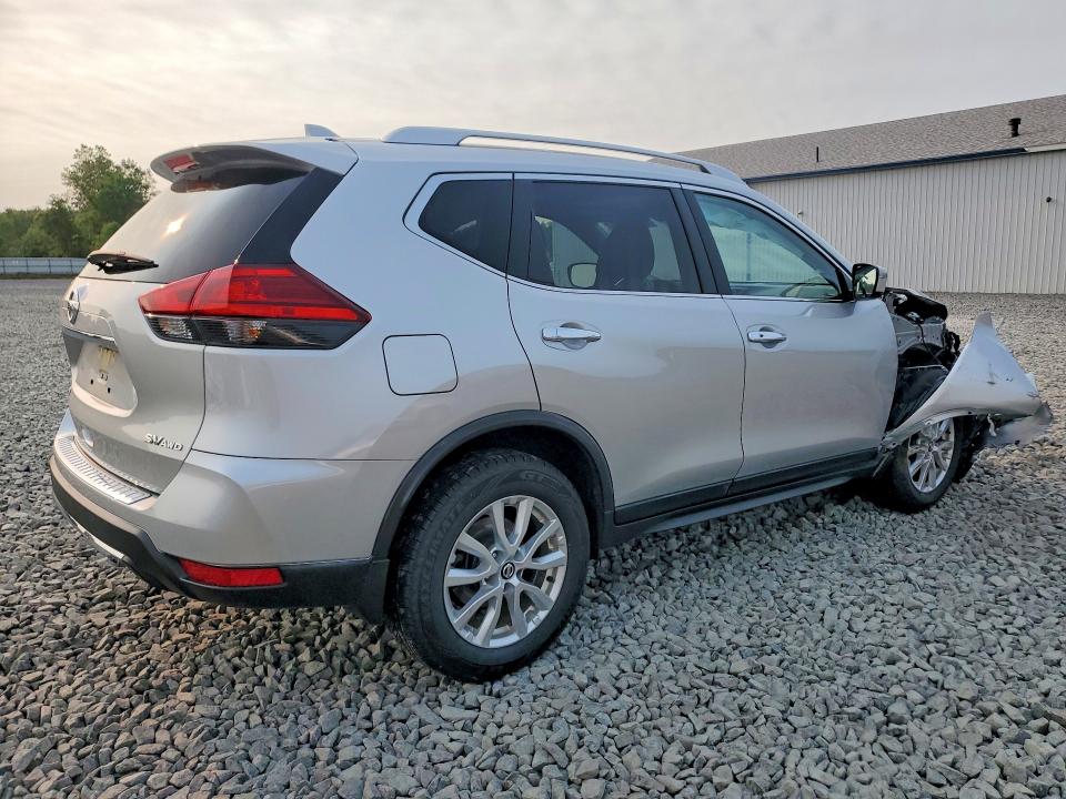 Продаж на аукціоні авто 2017 Nissan Rogue, vin: JN8AT2MV2HW251824, номер лоту: 61144436