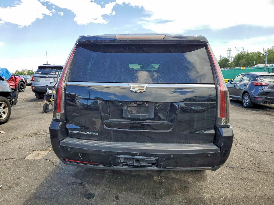 59331726 :رقم المزاد ، 1GYS3HKJ8KR158745 vin ، 2019 Cadillac Escalade مزاد بيع