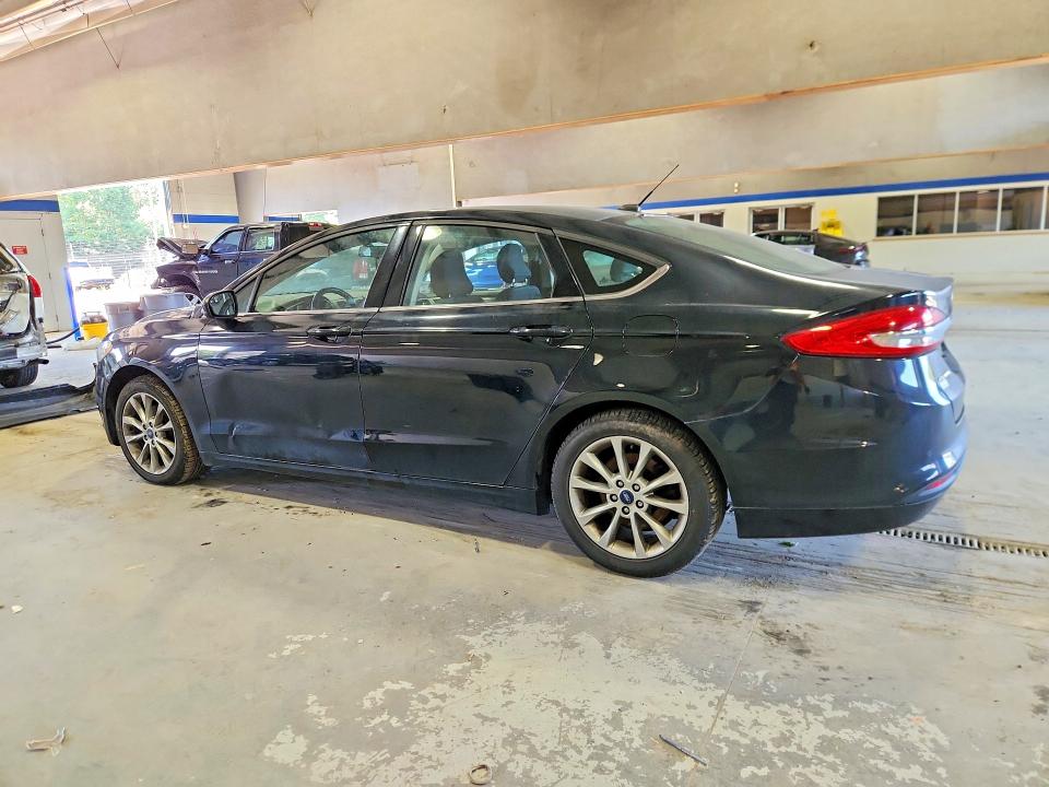 63125016 :رقم المزاد ، 3FA6P0HD0HR305335 vin ، 2017 Ford Fusion مزاد بيع