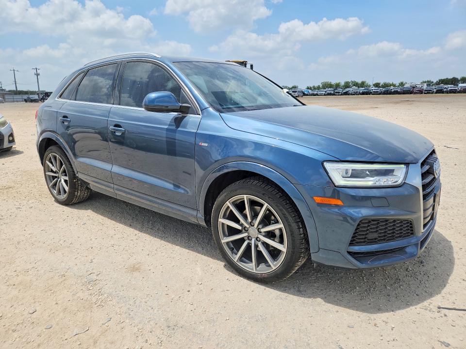 62755566 :رقم المزاد ، WA1HCCFS9JR023014 vin ، 2018 Audi Q3 مزاد بيع