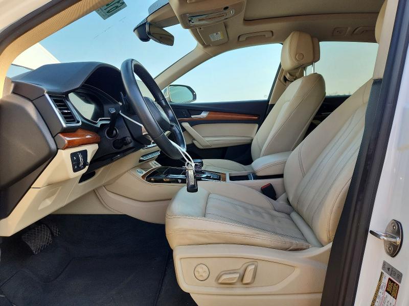 61436816 :رقم المزاد ، WA1BAAFY4M2051272 vin ، 2021 Audi Q5 مزاد بيع