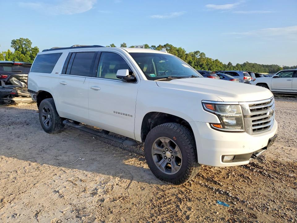 2017 Chevrolet Suburban მანქანა იყიდება აუქციონზე, vin: 1GNSKHKC2HR385164, აუქციონის ნომერი: 60189156