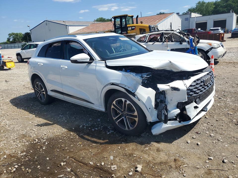 Продаж на аукціоні авто 2025 Audi Q5, vin: WA11AAGU1S2016516, номер лоту: 62091556