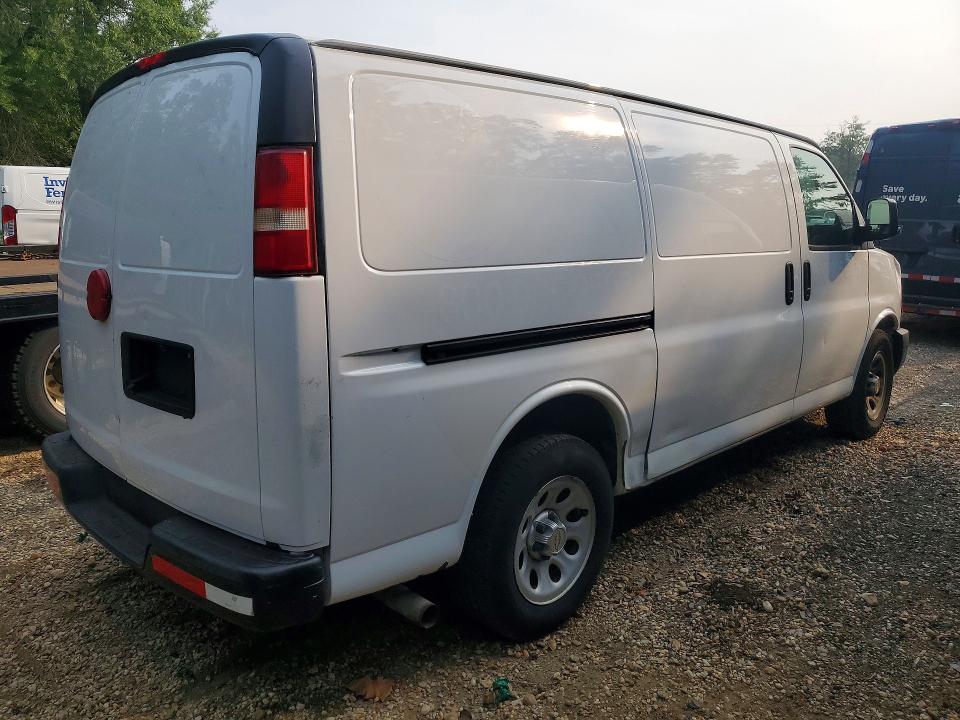 65590816 :رقم المزاد ، 1GCSGAFX1D1158507 vin ، 2013 Chevrolet Express G1500 مزاد بيع