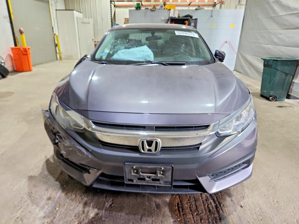 Продажа на аукционе авто 2017 Honda Civic, vin: 19XFC2F57HE028414, номер лота: 62896576