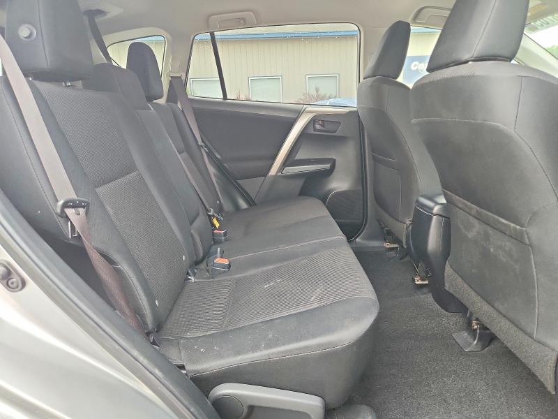 Продажа на аукционе авто 2018 Toyota Rav4, vin: JTMZFREV3JJ166717, номер лота: 59870586