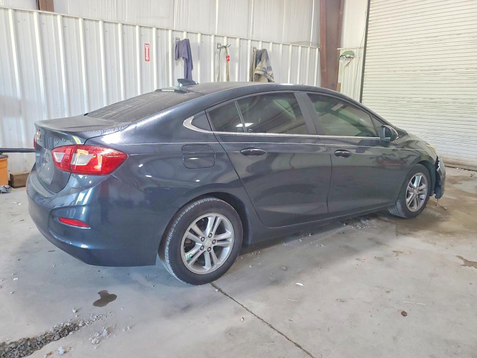 2018 Chevrolet Cruze მანქანა იყიდება აუქციონზე, vin: 1G1BE5SM1J7143631, აუქციონის ნომერი: 63180106