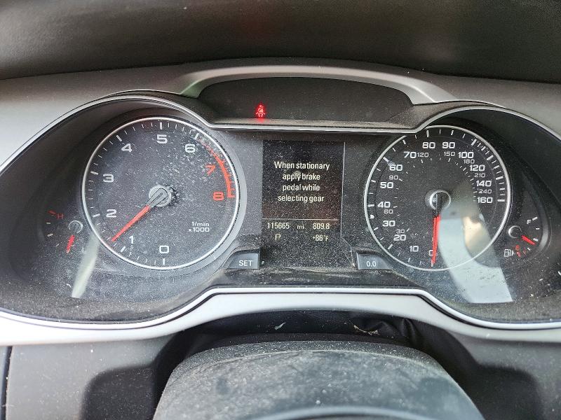 60477576 :رقم المزاد ، WAUFFAFL0FN043231 vin ، 2015 Audi A4 مزاد بيع