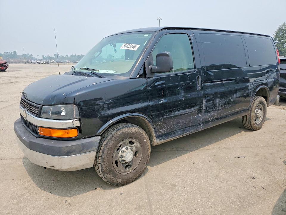 60425446 :رقم المزاد ، 1GCWGAFG6H1121850 vin ، 2017 Chevrolet Express G2500 مزاد بيع