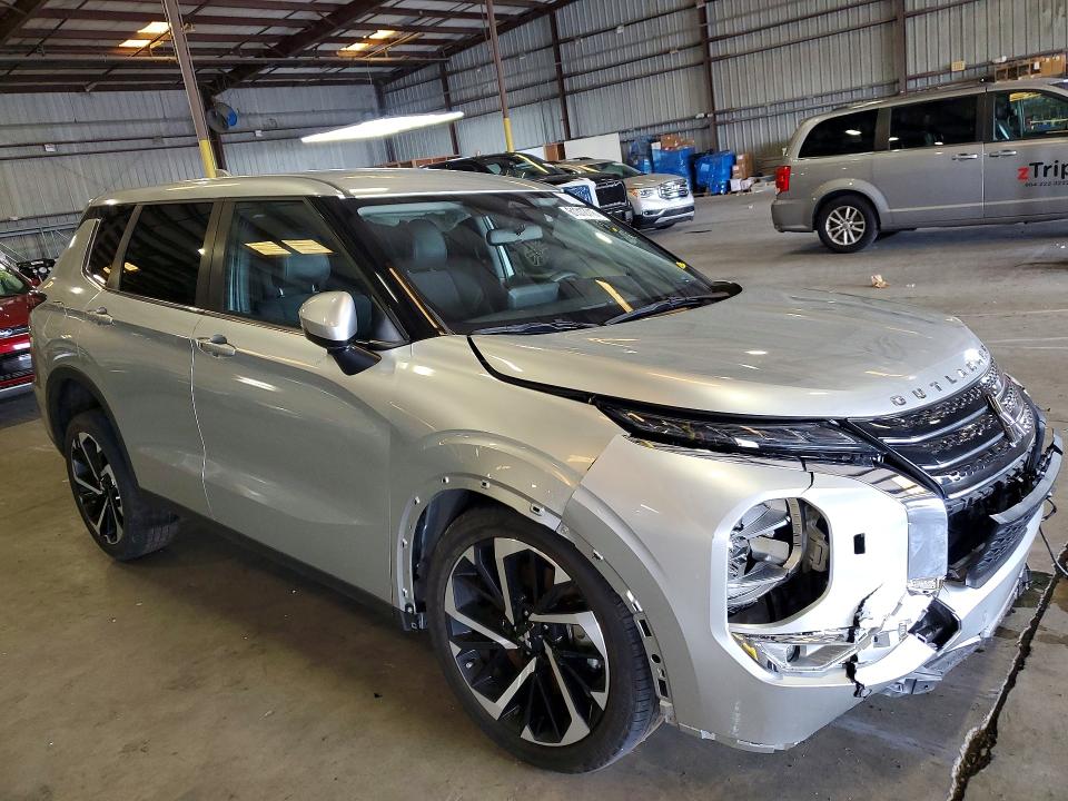 61312716 :رقم المزاد ، JA4J4UA89PZ045894 vin ، 2023 Mitsubishi Outlander مزاد بيع