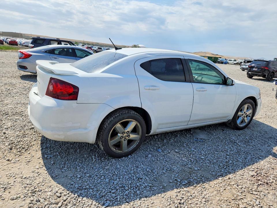 61202546 :رقم المزاد ، 1C3CDZCB9EN237507 vin ، 2014 Dodge Avenger مزاد بيع