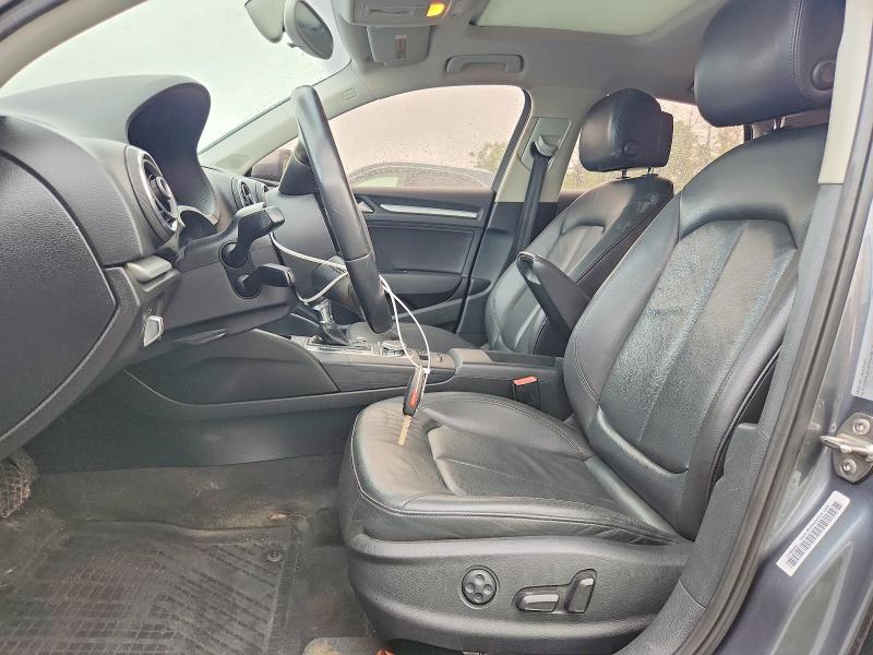 62951776 :رقم المزاد ، WAUBFGFF3F1090286 vin ، 2015 Audi A3 مزاد بيع