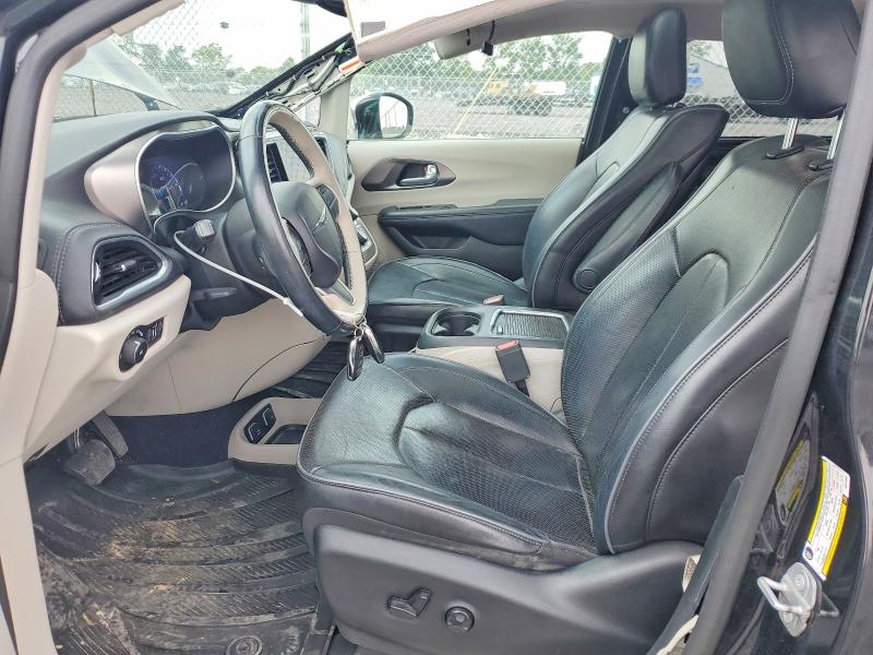 61505796 :رقم المزاد ، 2C4RC1GG0JR232953 vin ، 2018 Chrysler Pacifica مزاد بيع