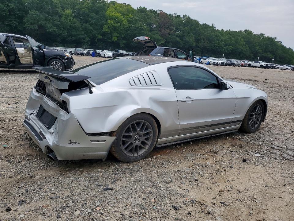 Продажа на аукционе авто 2014 Ford Mustang, vin: 1ZVBP8AM6E5308270, номер лота: 62812516