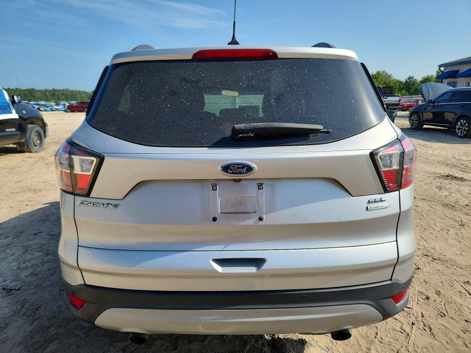 Продажа на аукционе авто 2018 Ford Escape, vin: 1FMCU0HD6JUD61490, номер лота: 62577386