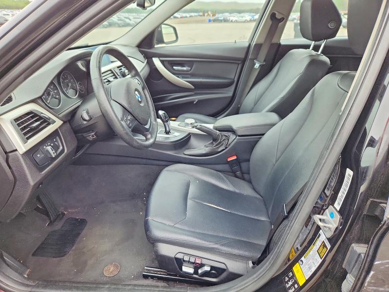 59782526 :رقم المزاد ، WBA8E5G55JNU47668 vin ، 2018 Bmw 320 مزاد بيع