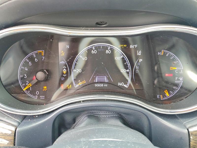 63297506 :رقم المزاد ، 1C4RJFJG3JC166838 vin ، 2018 Jeep Grand Cherokee مزاد بيع