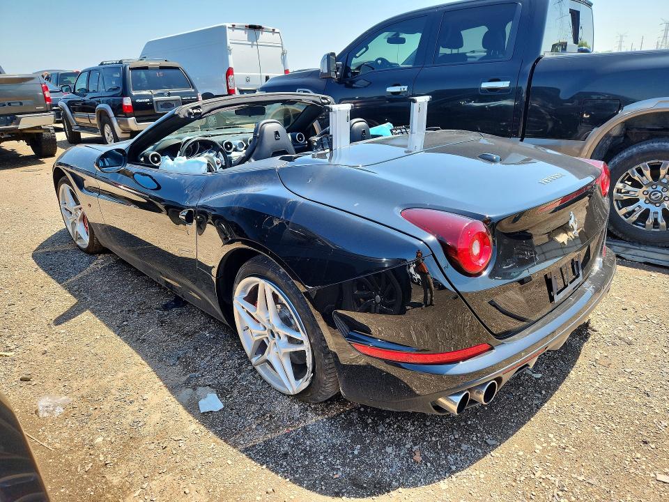 2015 Ferrari California T მანქანა იყიდება აუქციონზე, vin: ZFF77XJA9F0211380, აუქციონის ნომერი: 59266186