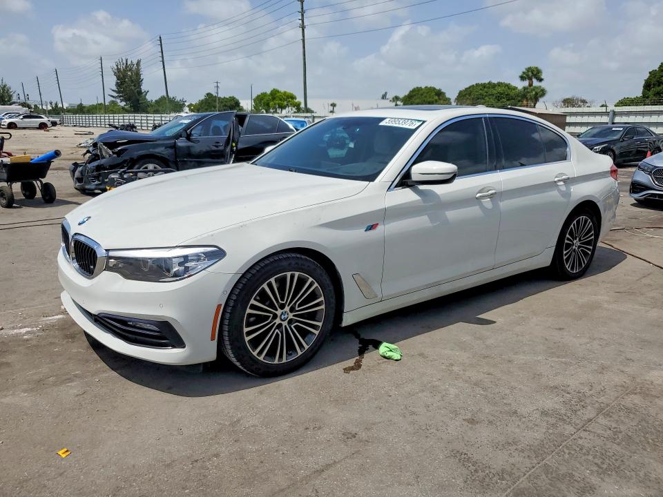 59953976 :رقم المزاد ، WBAJA5C3XHG895792 vin ، 2017 Bmw 530 مزاد بيع
