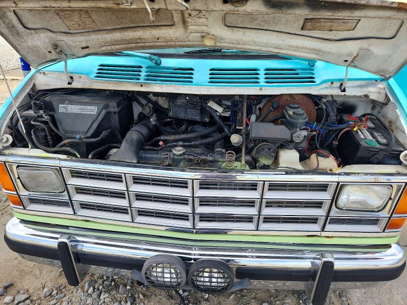 61799736 :رقم المزاد ، 2B7HB21Y1NK130503 vin ، 1992 Dodge Ram Van مزاد بيع
