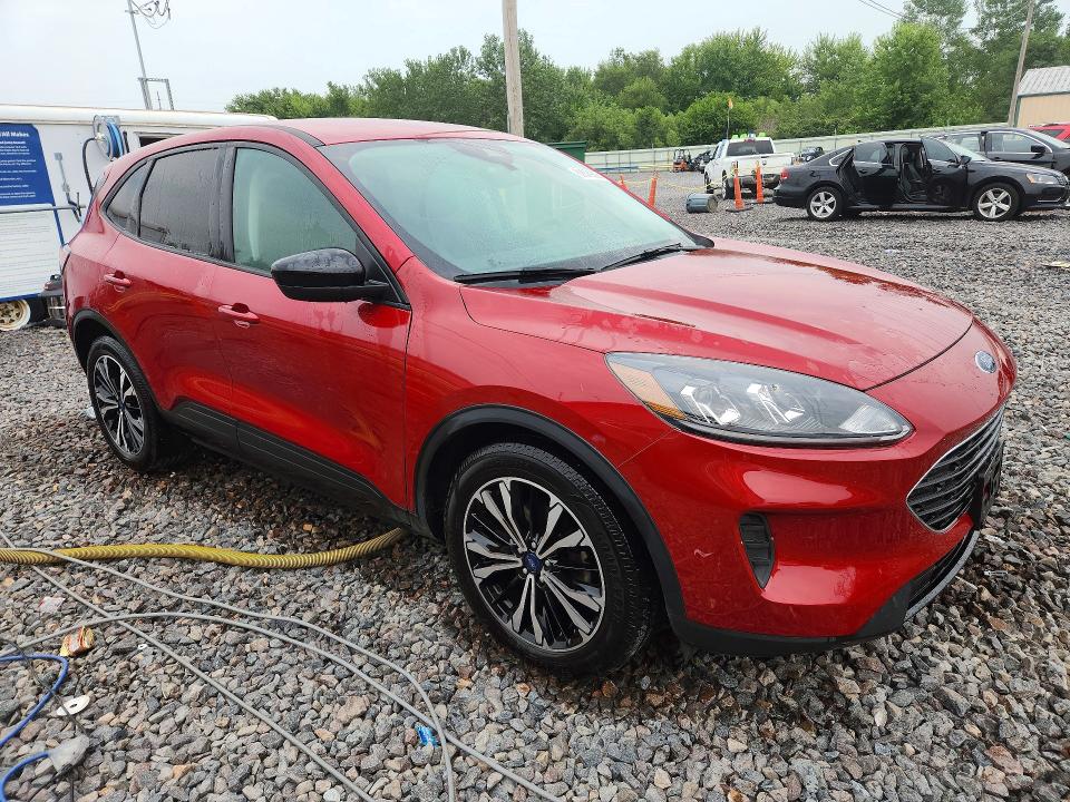 Продажа на аукционе авто 2022 Ford Escape, vin: 1FMCU0G68NUA11982, номер лота: 62679396