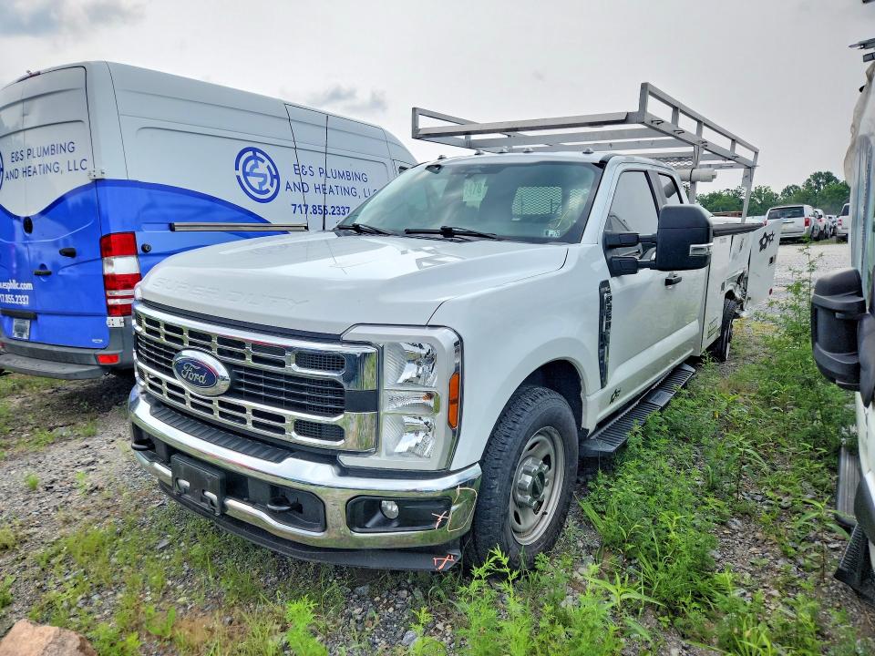 Auction sale of the 2024 Ford F350, vin: 1FD8X3ENXRED67715, lot number: 57924656