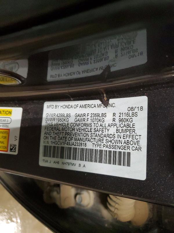 60133886 :رقم المزاد ، 1HGCV1F49JA232818 vin ، 2018 Honda Accord مزاد بيع