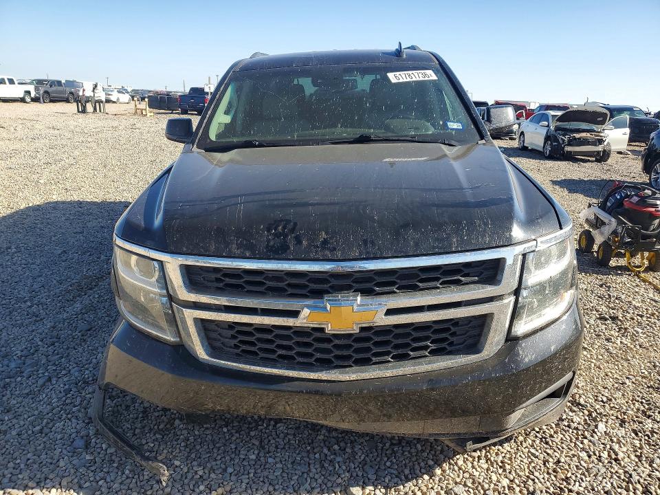 61781736 :رقم المزاد ، 1GNSCBKC7LR118590 vin ، 2020 Chevrolet Tahoe مزاد بيع