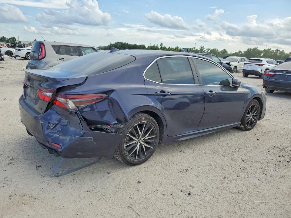 Продажа на аукционе авто 2022 Toyota Camry, vin: 4T1G11AK2NU657864, номер лота: 59678886