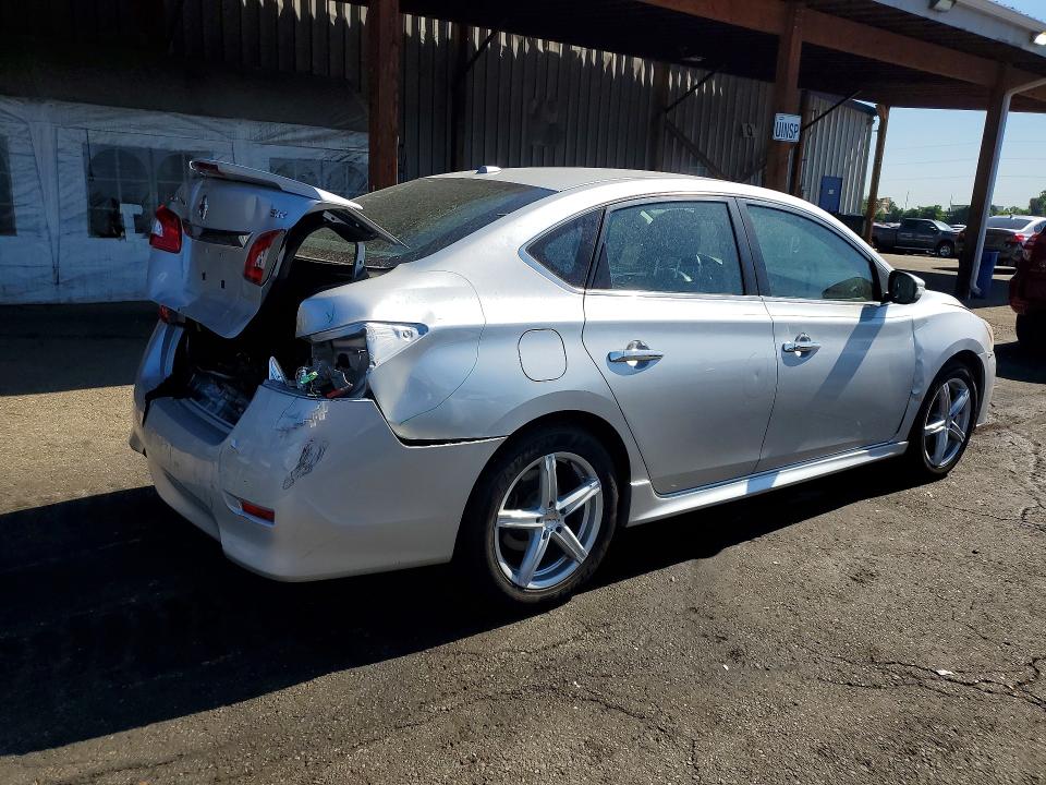 2015 Nissan Sentra მანქანა იყიდება აუქციონზე, vin: 3N1AB7AP4FY232265, აუქციონის ნომერი: 59806756