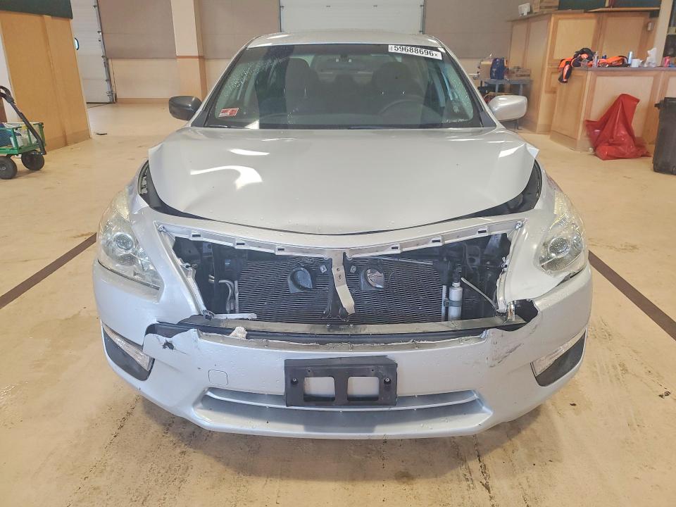2014 Nissan Altima მანქანა იყიდება აუქციონზე, vin: 1N4AL3AP4EN232089, აუქციონის ნომერი: 59688696